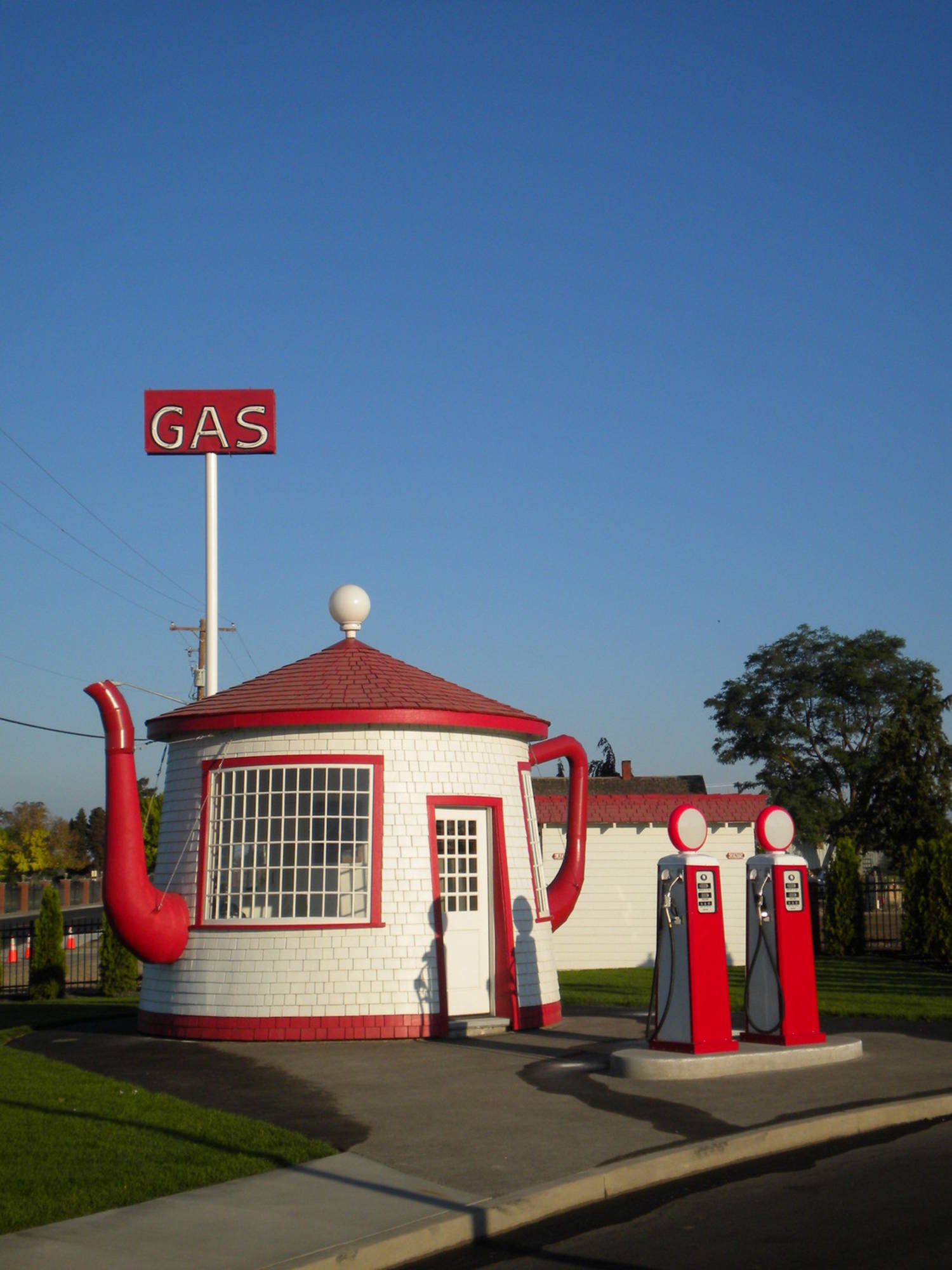 Zillah Teapot Dome